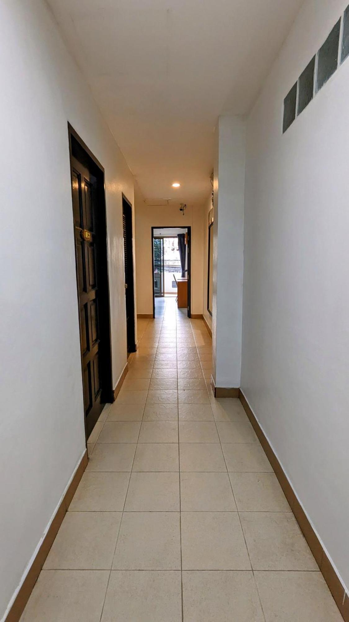 Heaven House Restro & Bar Hotel Patong Екстериор снимка