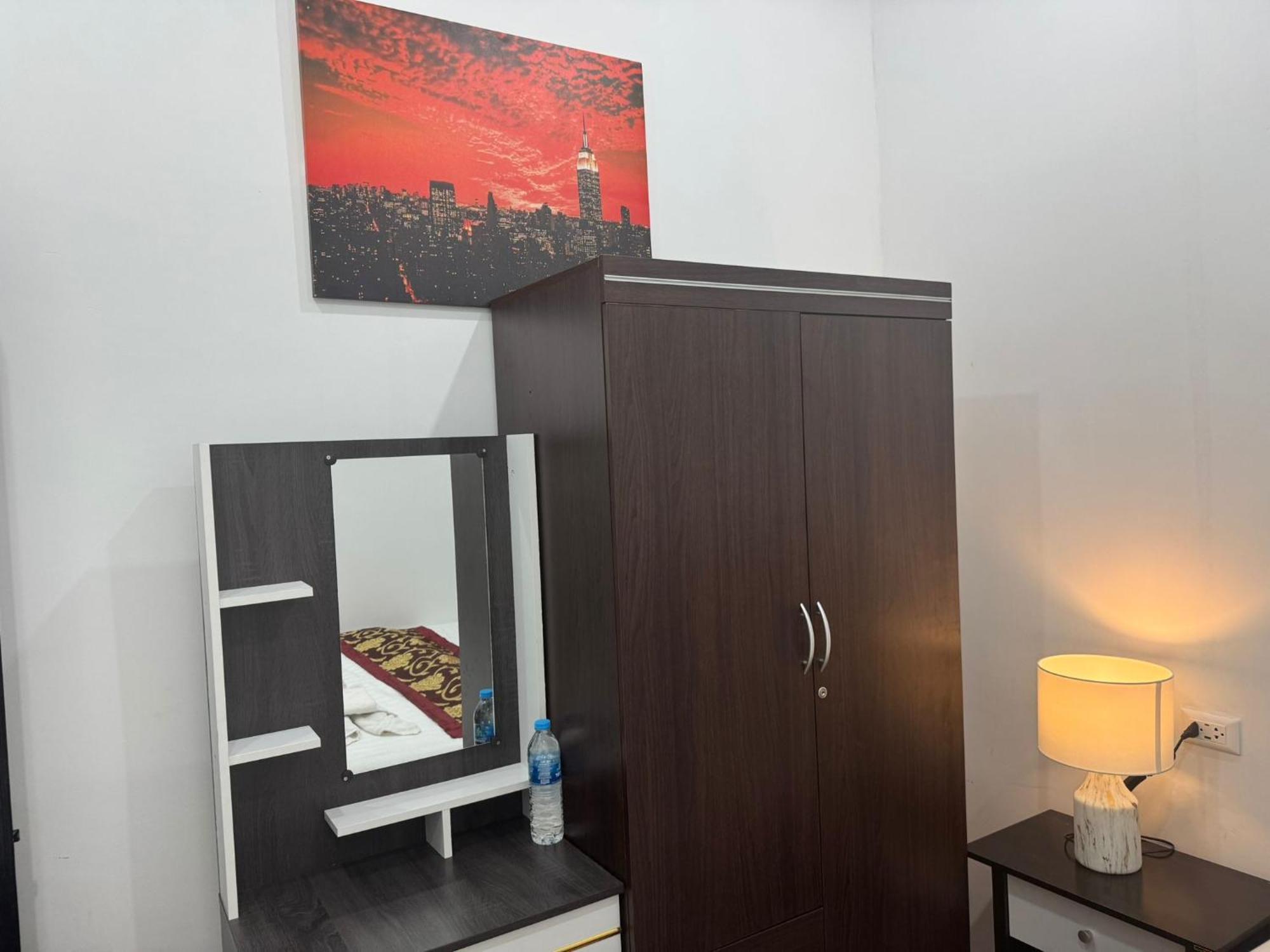 Heaven House Restro & Bar Hotel Patong Екстериор снимка